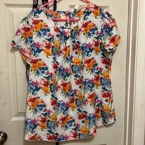 Fabiola floral top